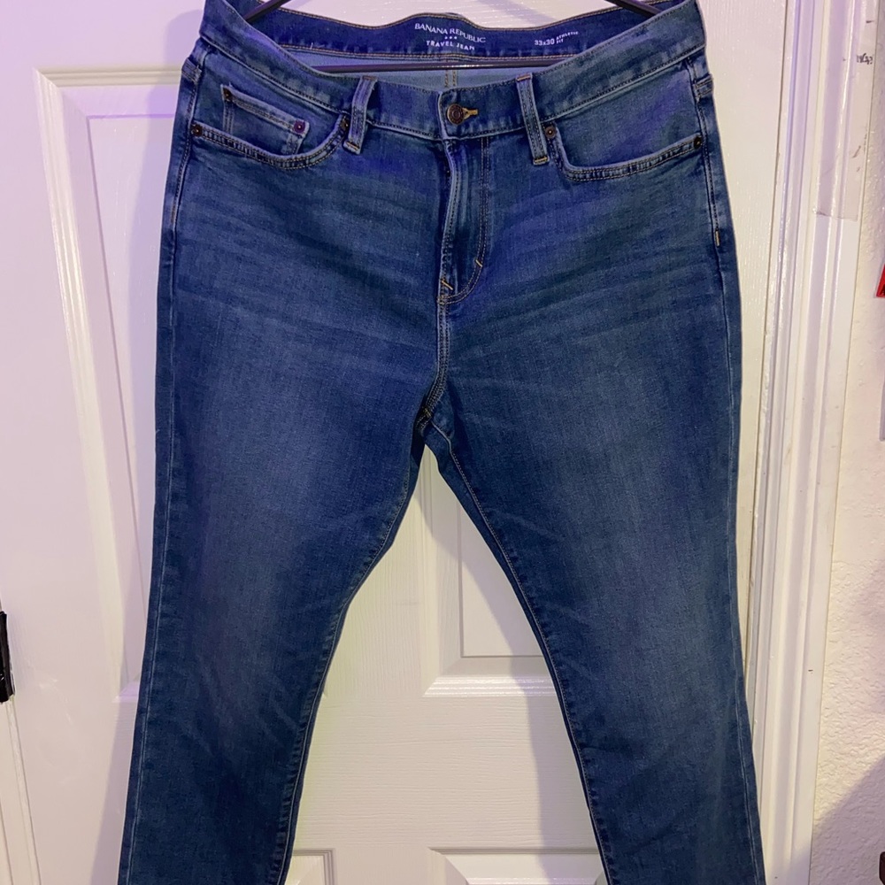 Blue Jeans / Banana Republic (Travel Jean / Fit)